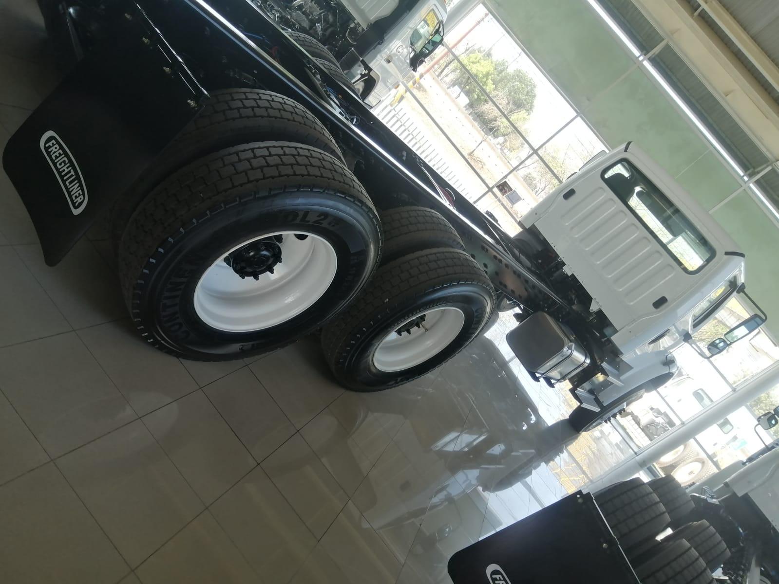 Imagen 4 de M2 52K 6X4 2025