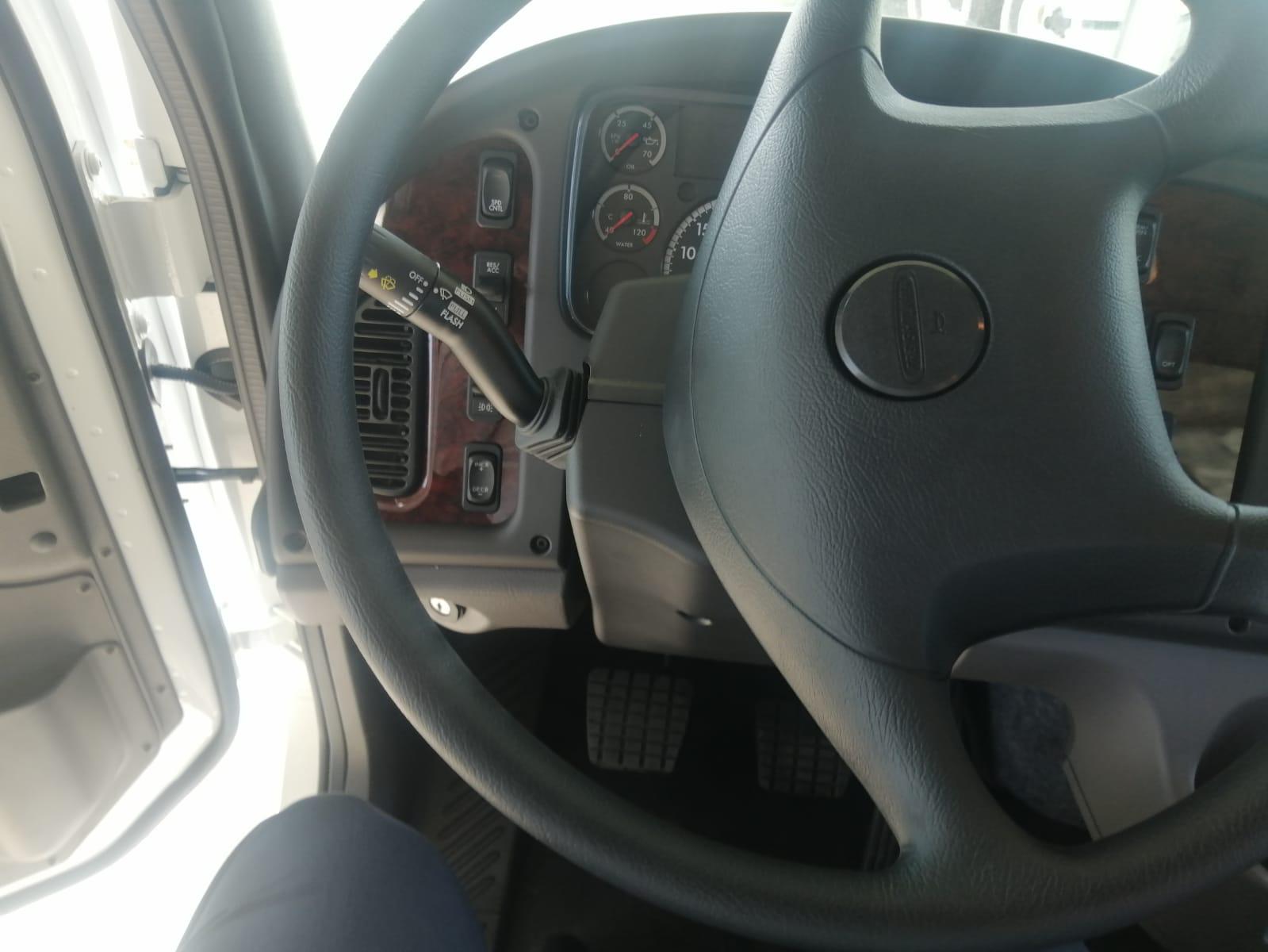 Imagen 9 de M2 52K 6X4 2025